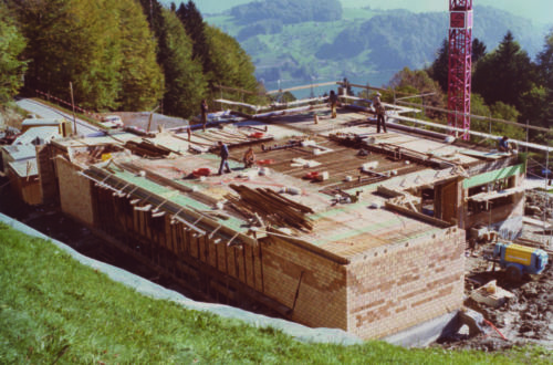 Bau des «neuen» Hotels Schwendelberg im Jahre 1976.